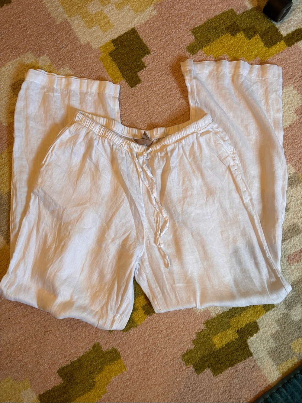 H&M White Linen Blend Garment with Subtle Label Detail FIRM